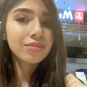 Meet your Posher, Carla